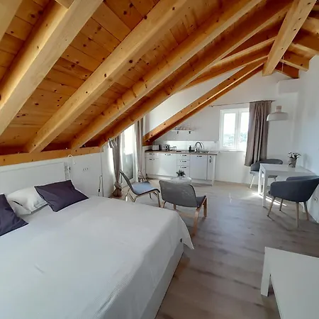 Attica Dream Apartment
